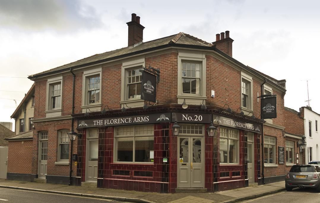 Pub. (Pub). Published on 30-08-2017