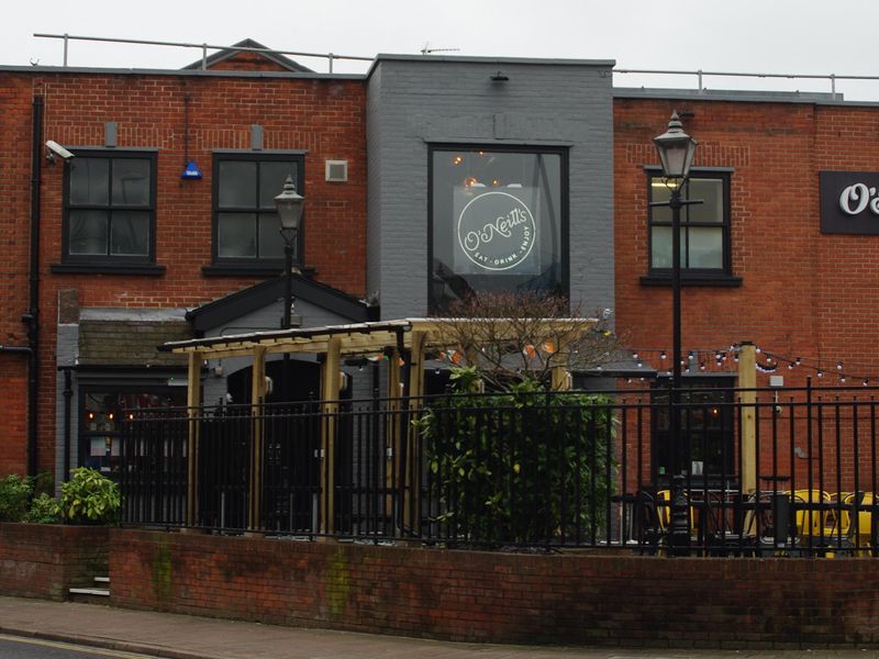 Pub. (Pub, External, Key). Published on 16-03-2019