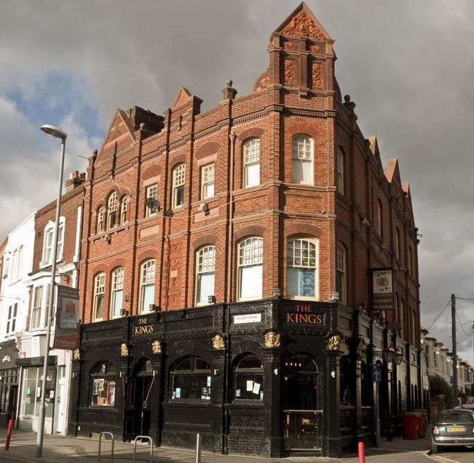 Pub. (Pub). Published on 28-08-2017