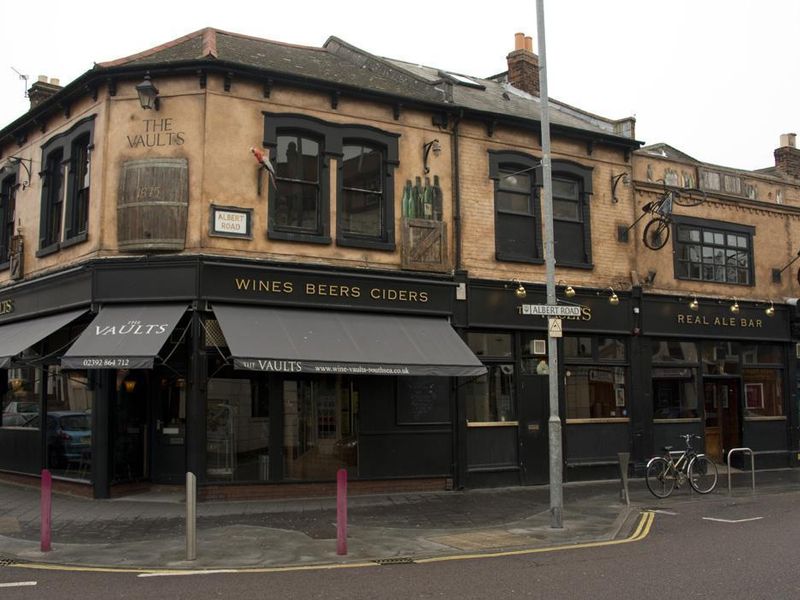Pub. (Pub). Published on 28-08-2017