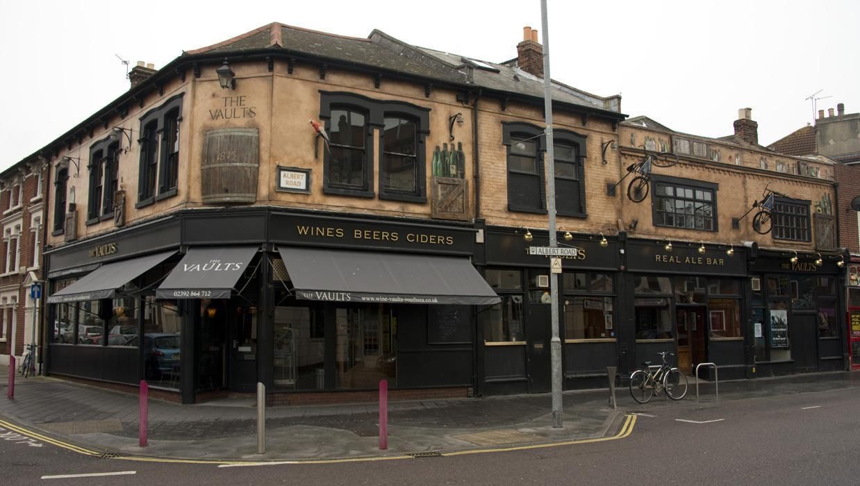 Pub. (Pub). Published on 28-08-2017