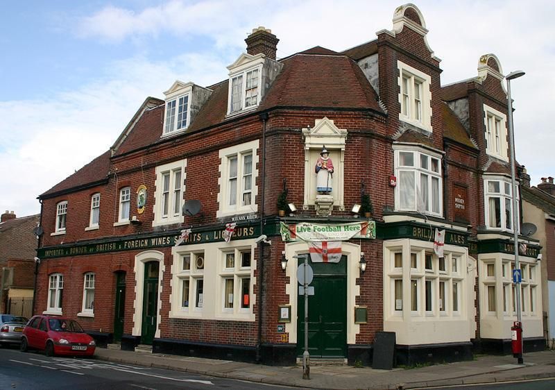 Pub. (Pub). Published on 31-08-2017