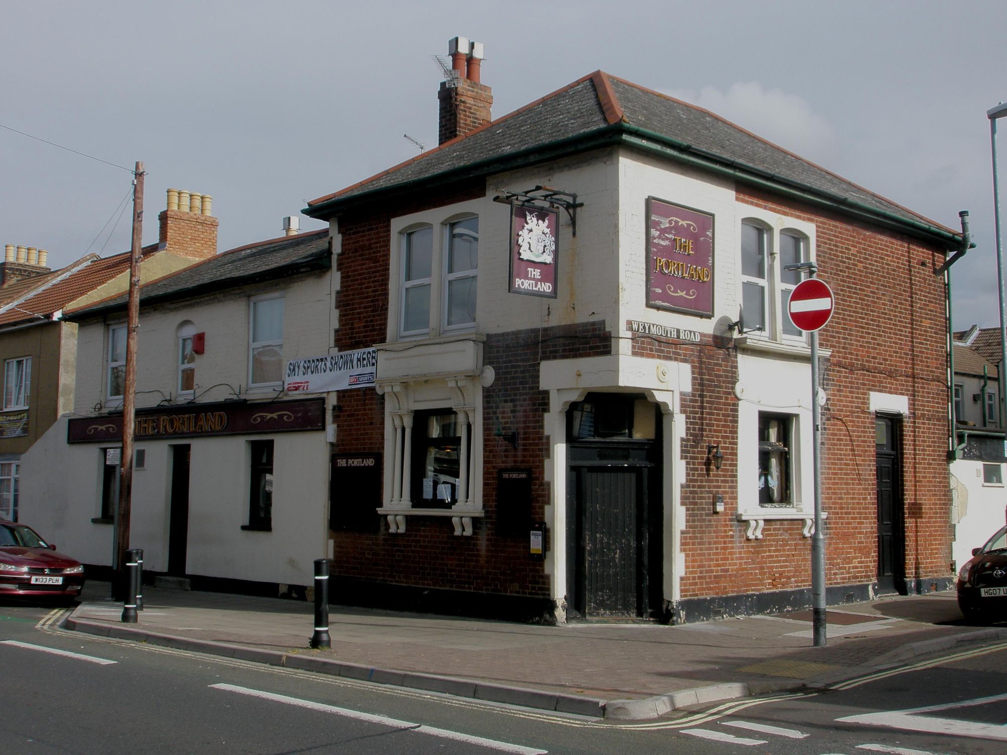 The Portland. (Pub). Published on 09-10-2013