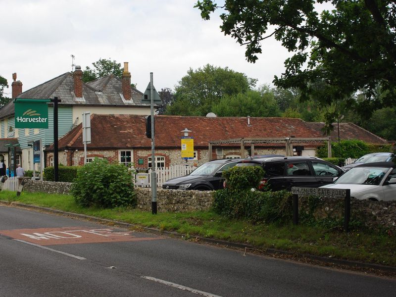 Pub. (Pub, External, Key). Published on 16-08-2021