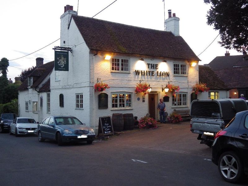Pub. (Pub). Published on 18-08-2017