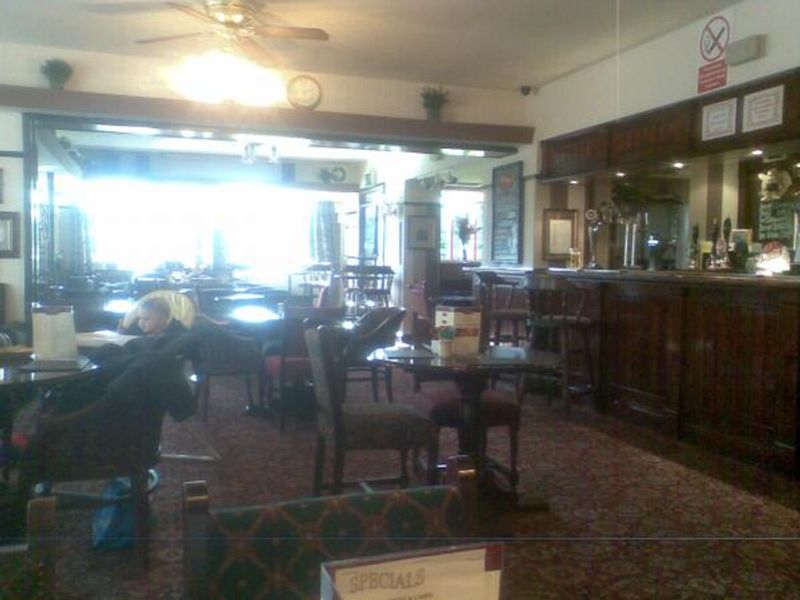 (Bar). Published on 21-05-2012 