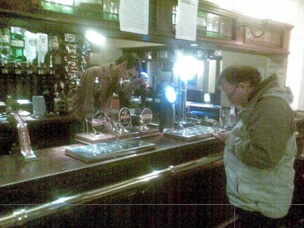 (Bar, Customers). Published on 24-05-2012