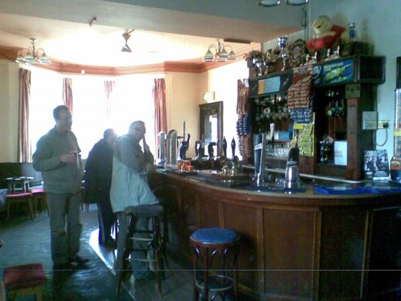 (Bar). Published on 24-05-2012