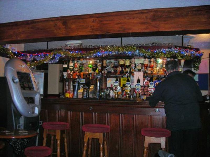 (Bar). Published on 11-06-2012 