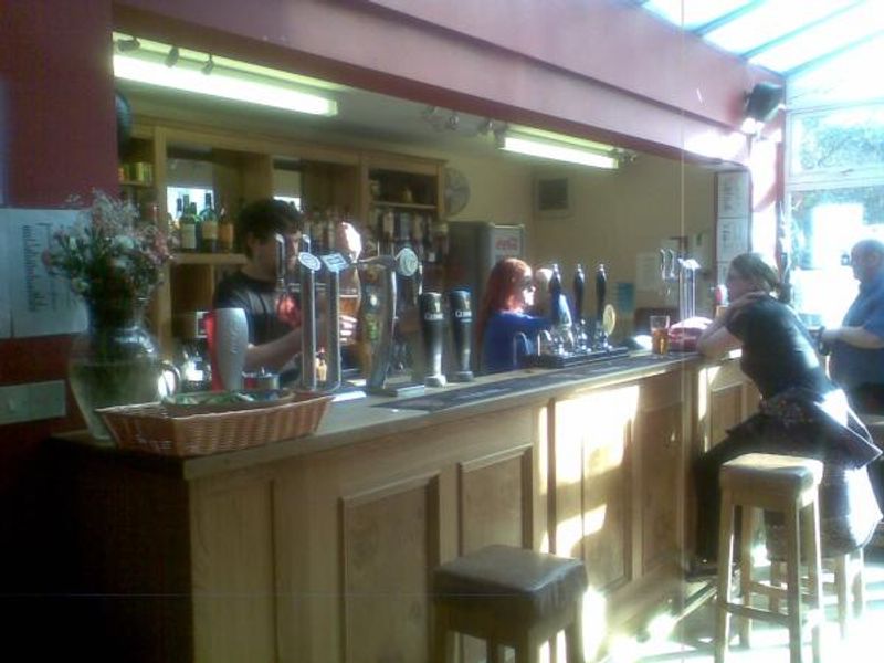 (Bar). Published on 11-06-2012 