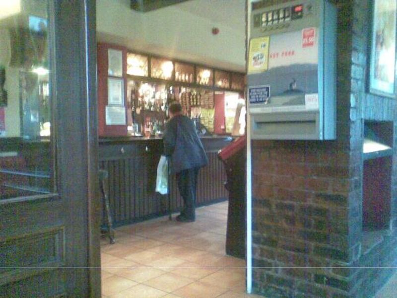 (Bar). Published on 11-06-2012 