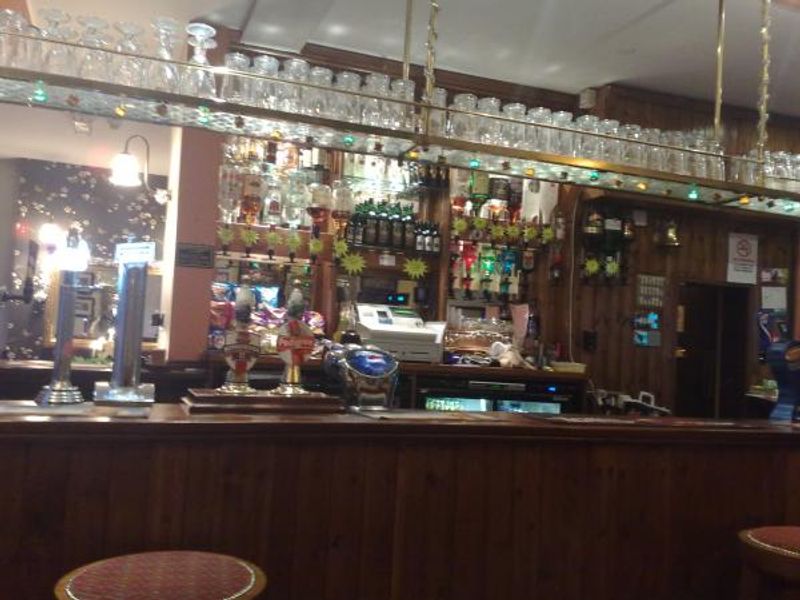 (Bar). Published on 11-06-2012