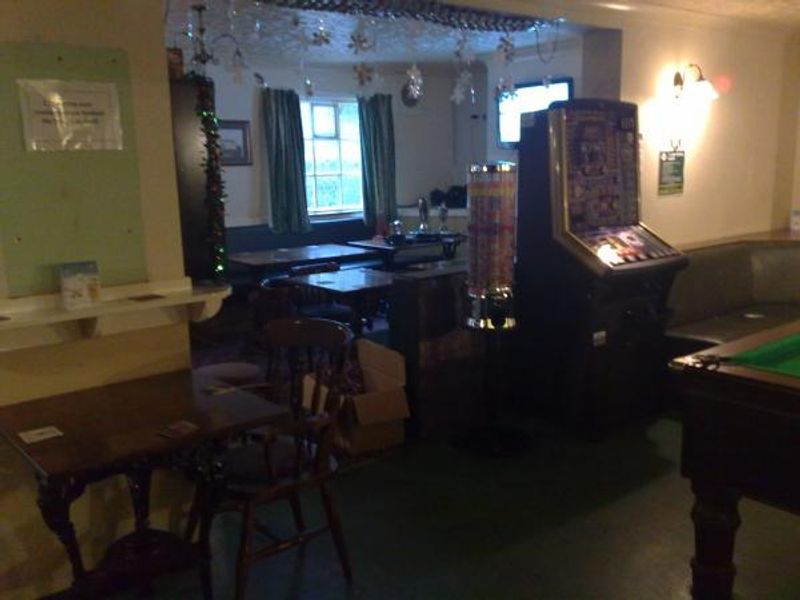 (Bar). Published on 11-06-2012 