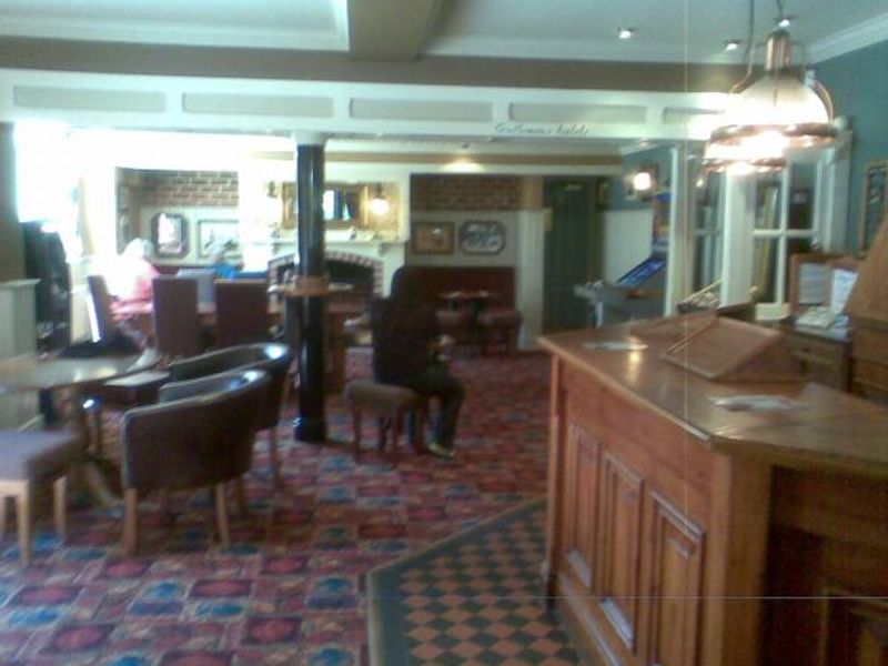(Bar). Published on 27-05-2012 