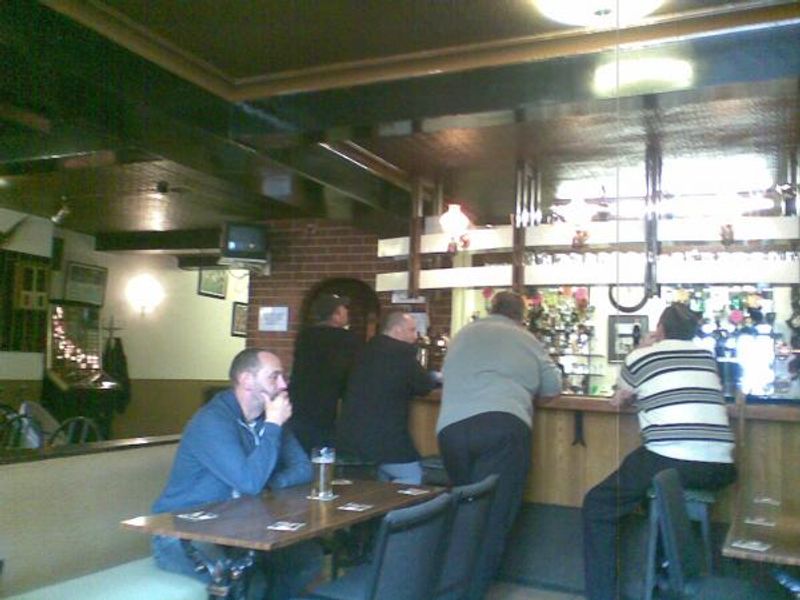 (Bar). Published on 27-05-2012
