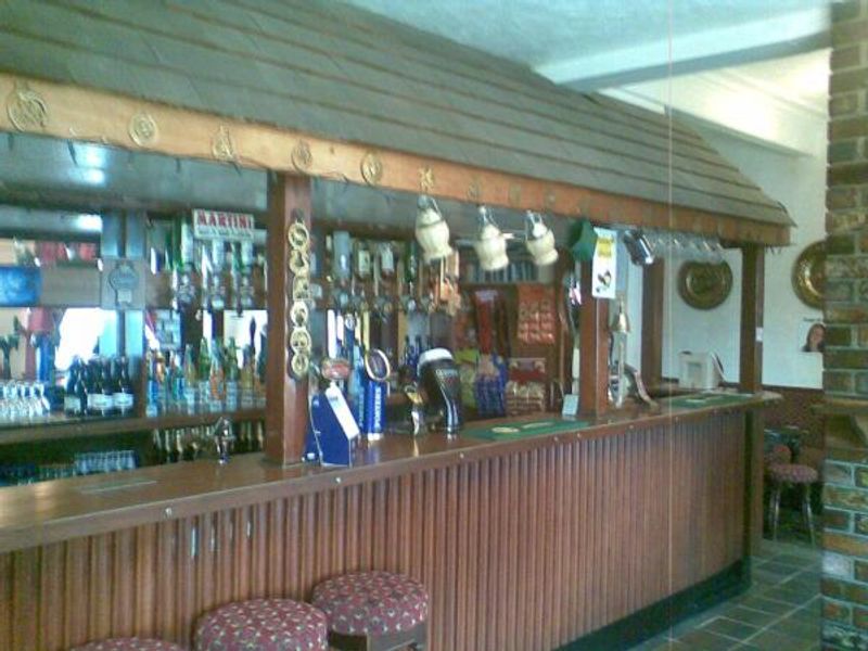(Bar). Published on 27-05-2012