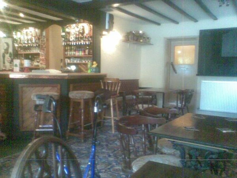 (Bar). Published on 07-06-2012 