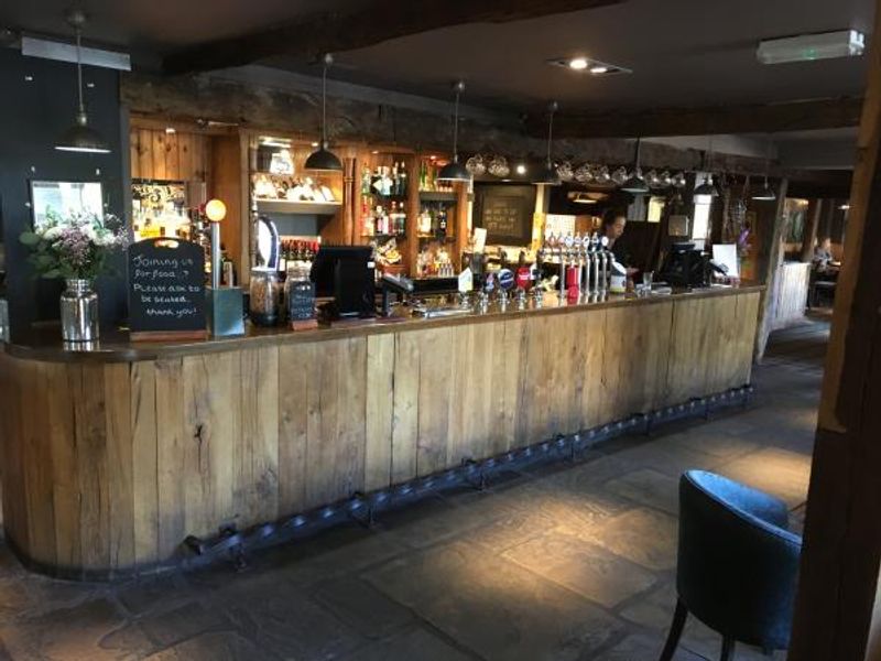 (Pub, Bar). Published on 29-09-2018 