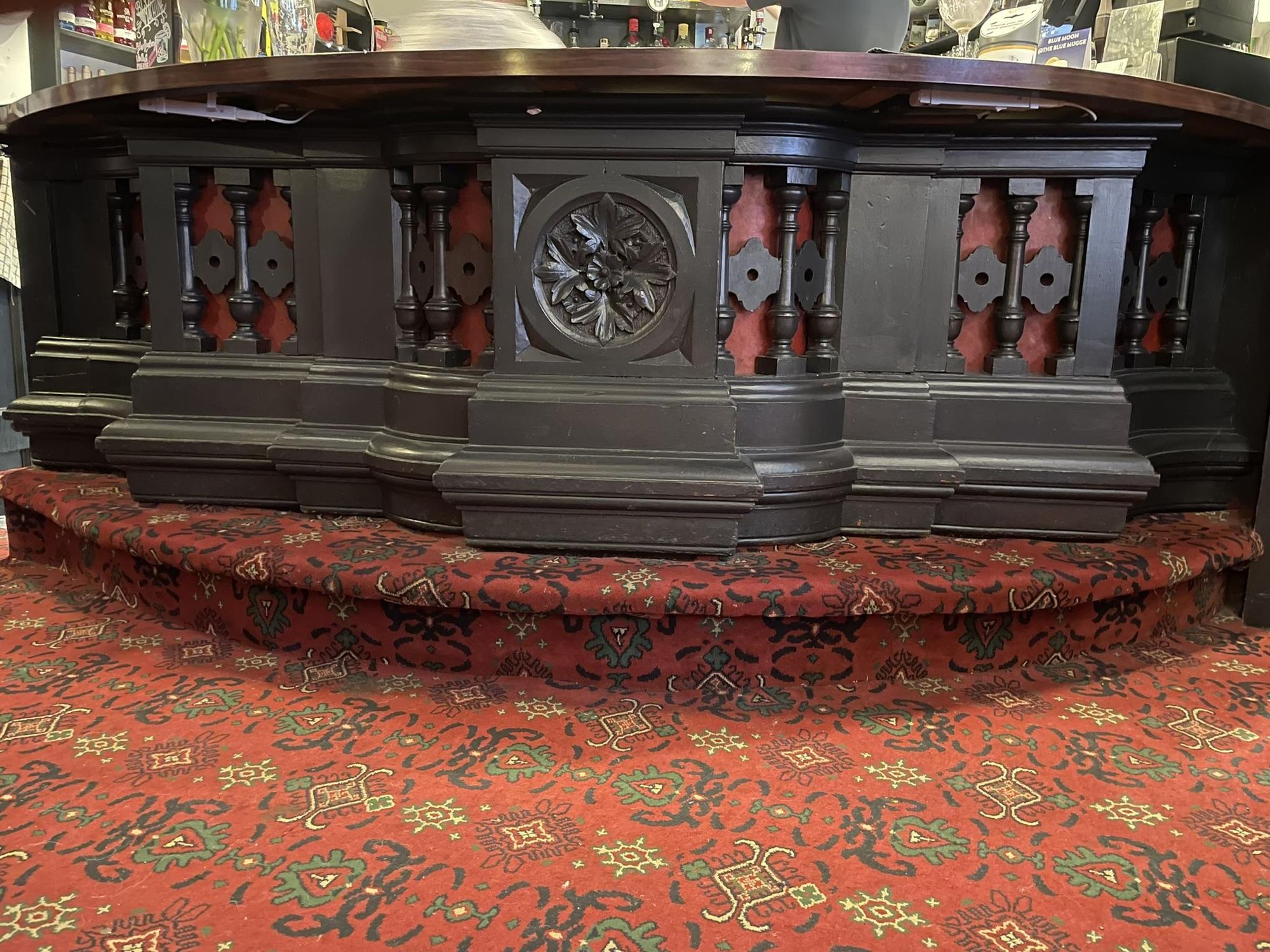 (Bar). Published on 09-12-2025