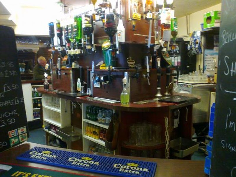 (Bar). Published on 10-06-2012 