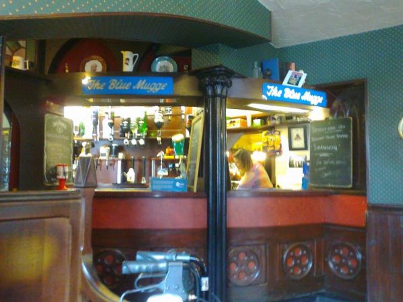 (Bar). Published on 10-06-2012 