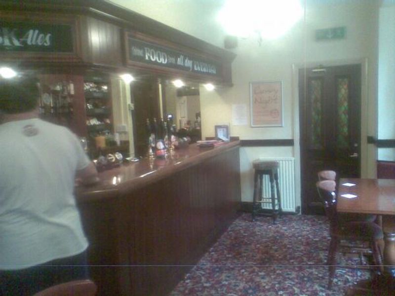 (Bar). Published on 10-06-2012