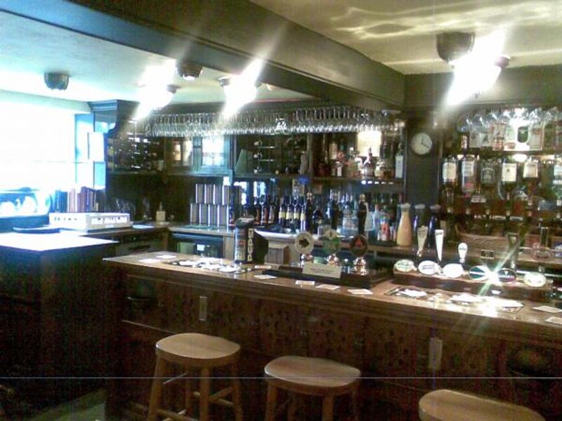 (Bar). Published on 17-06-2012