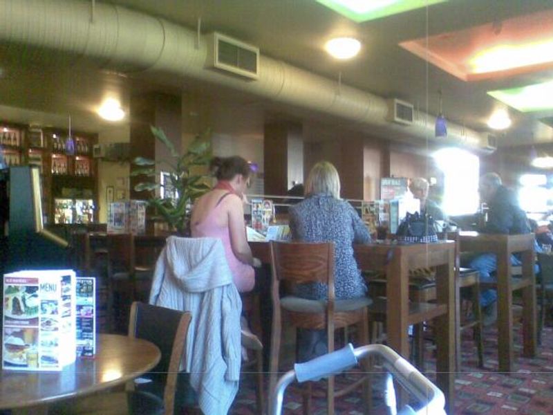 (Customers). Published on 06-06-2012 