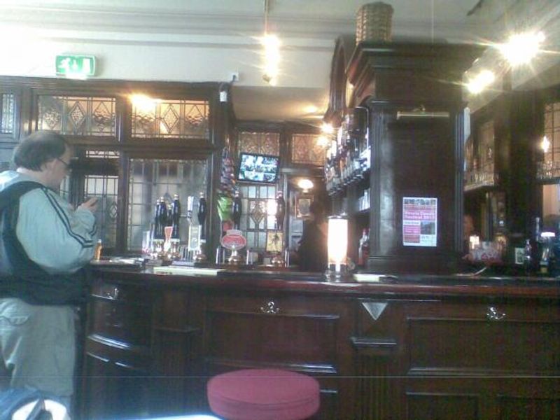 (Bar). Published on 21-05-2012