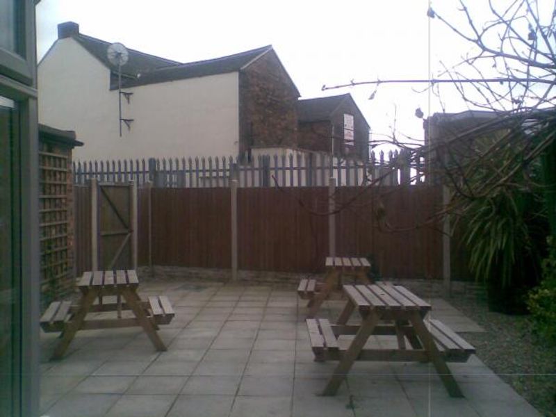 (Garden). Published on 28-05-2012 