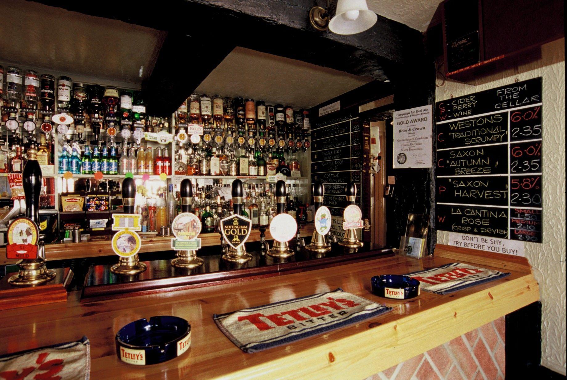 Rose & Crown, March, 2003. (Pub). Published on 15-07-2012