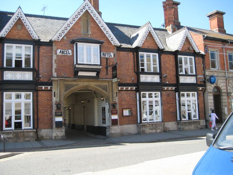 Angel Hotel, Bourne, 2008. (Pub). Published on 15-07-2012