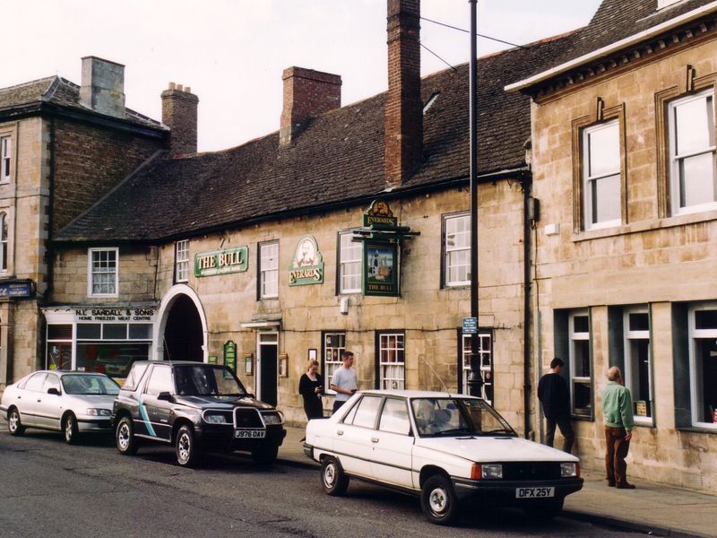 Bull Hotel, Market Deeping, 2000. (Pub). Published on 15-07-2012 