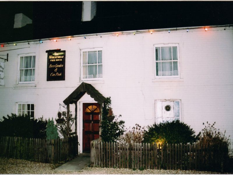 Wheatsheaf, Moulton Chapel, 2007. (Pub, External, Key). Published on 15-07-2012