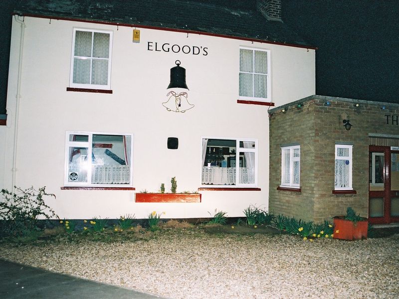 Bell Inn, Murrow, 2004. (Pub, External). Published on 15-07-2012