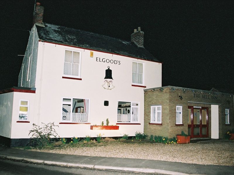Bell Inn, Murrow, 2004. (Pub, External). Published on 15-07-2012 