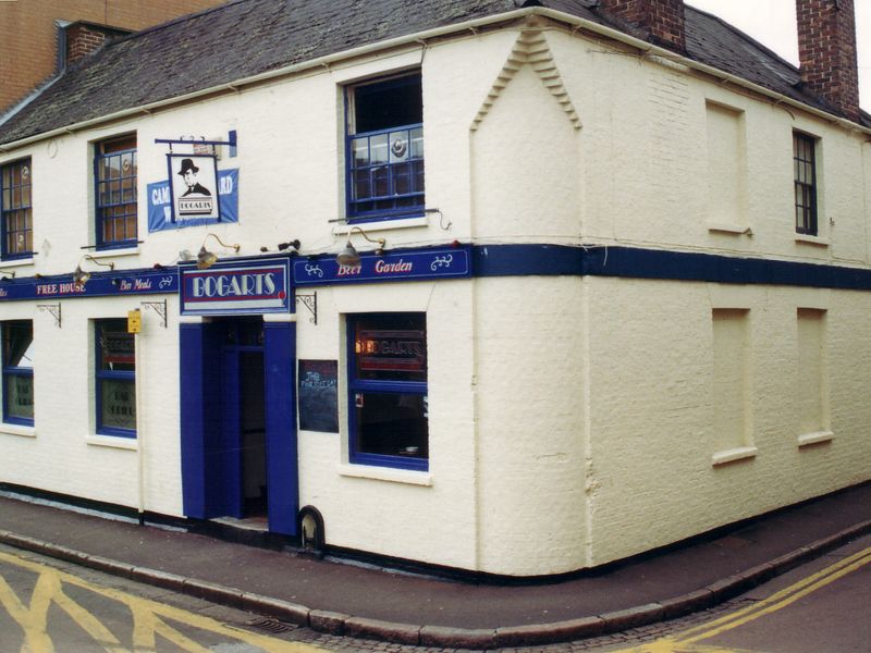 Ostrich, Peterborough, 2000, (Bogarts). (Pub). Published on 15-07-2012 