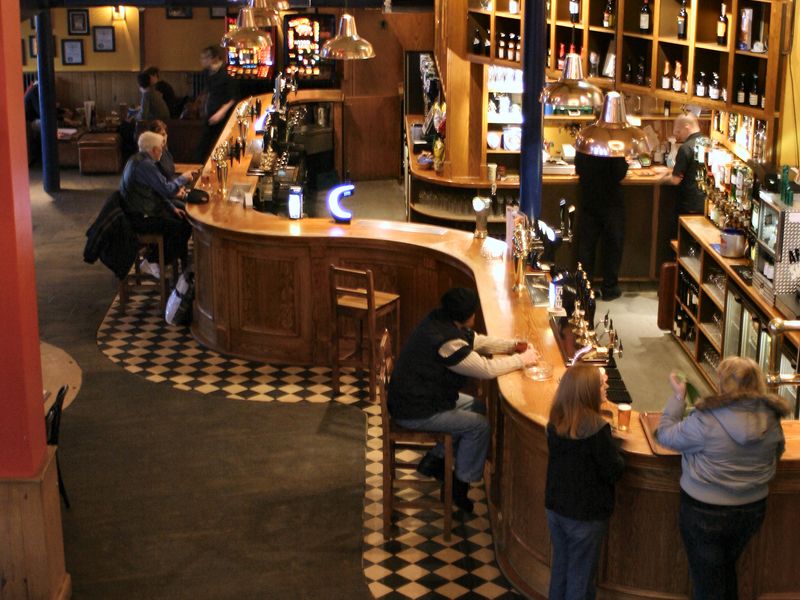 Brewery Tap, Peterborough, 2005, Bar. (Pub). Published on 15-07-2012