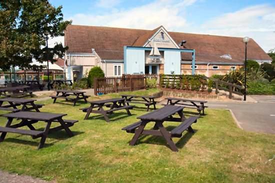 Boathouse, Peborough, 2015. (Pub, External, Garden, Key). Published on 22-05-2015