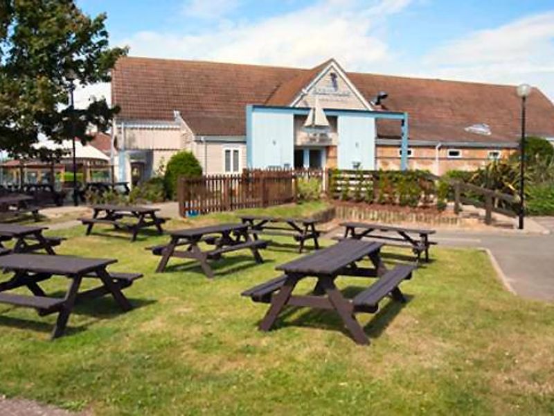 Boathouse, Peborough, 2015. (Pub, External, Garden, Key). Published on 22-05-2015