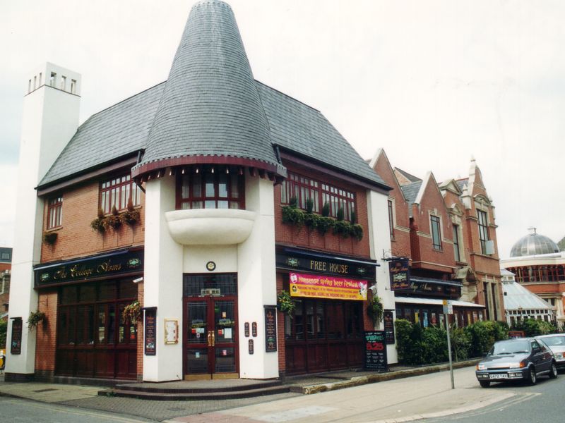 College Arms, Peterborough, 2000. (Pub, Key). Published on 15-07-2012 