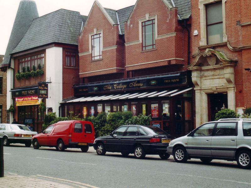 College Arms, Peterborough, 2000. (Pub). Published on 15-07-2012
