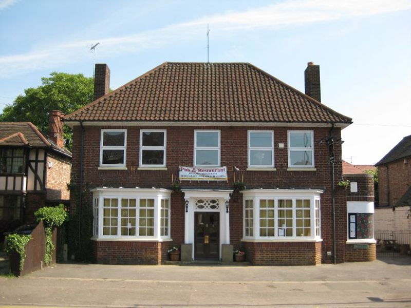 Rose, Peterborough, 2010. (Pub). Published on 15-07-2012 
