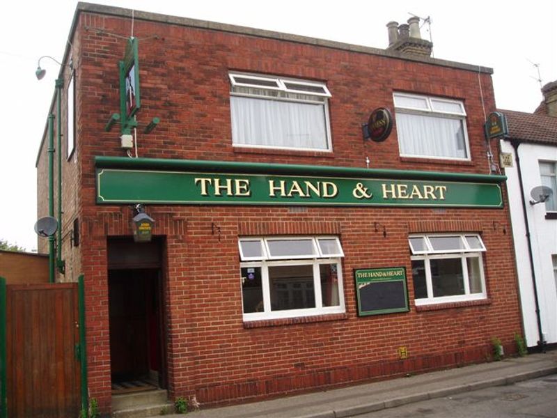 Hand & Heart, Peterborough, 2002. (Pub). Published on 15-07-2012