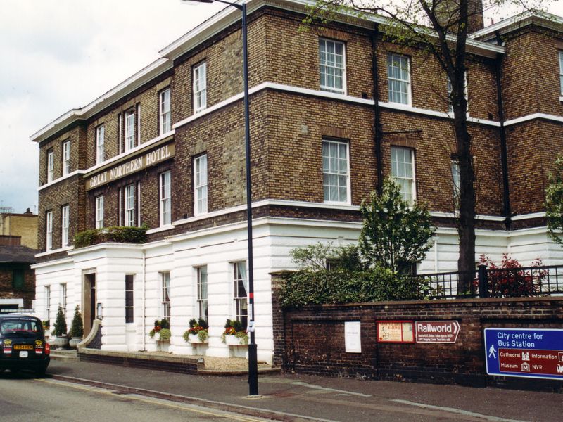 Great Northern Hotel, Peterborough, 2000. (Pub). Published on 15-07-2012
