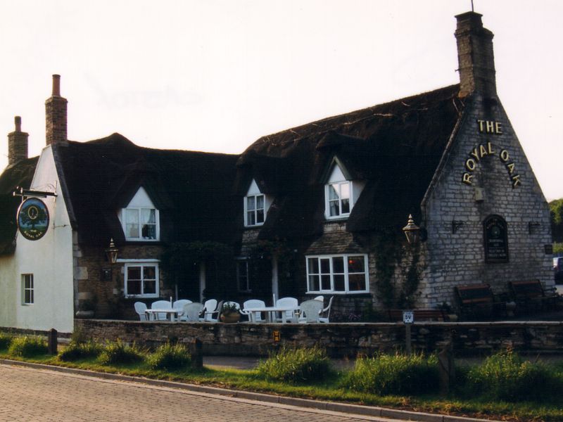 Royal Oak, Castor, 2000. (Pub). Published on 15-07-2012