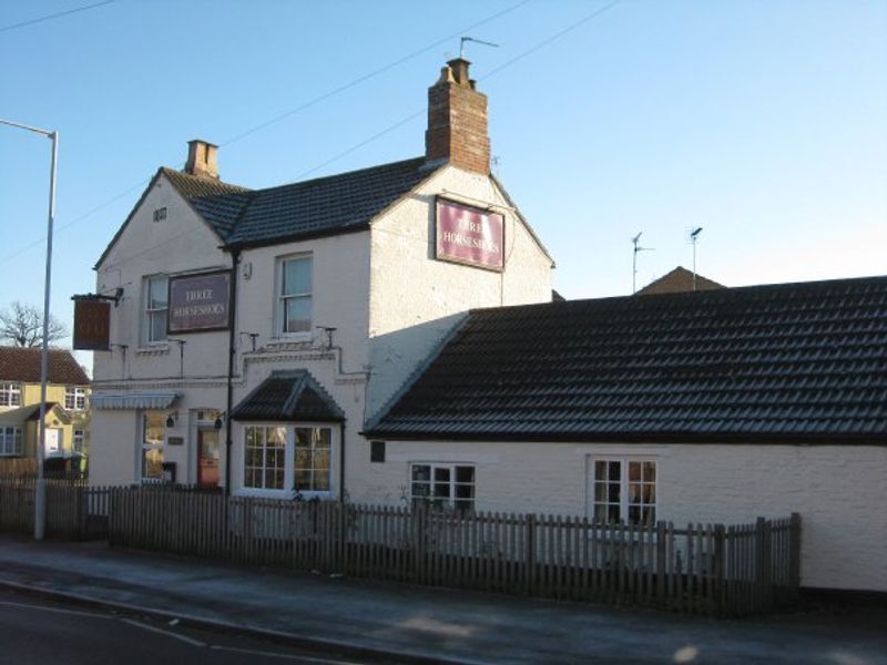 Three Horseshoes, Peterborough, 2010. (Pub). Published on 15-07-2012