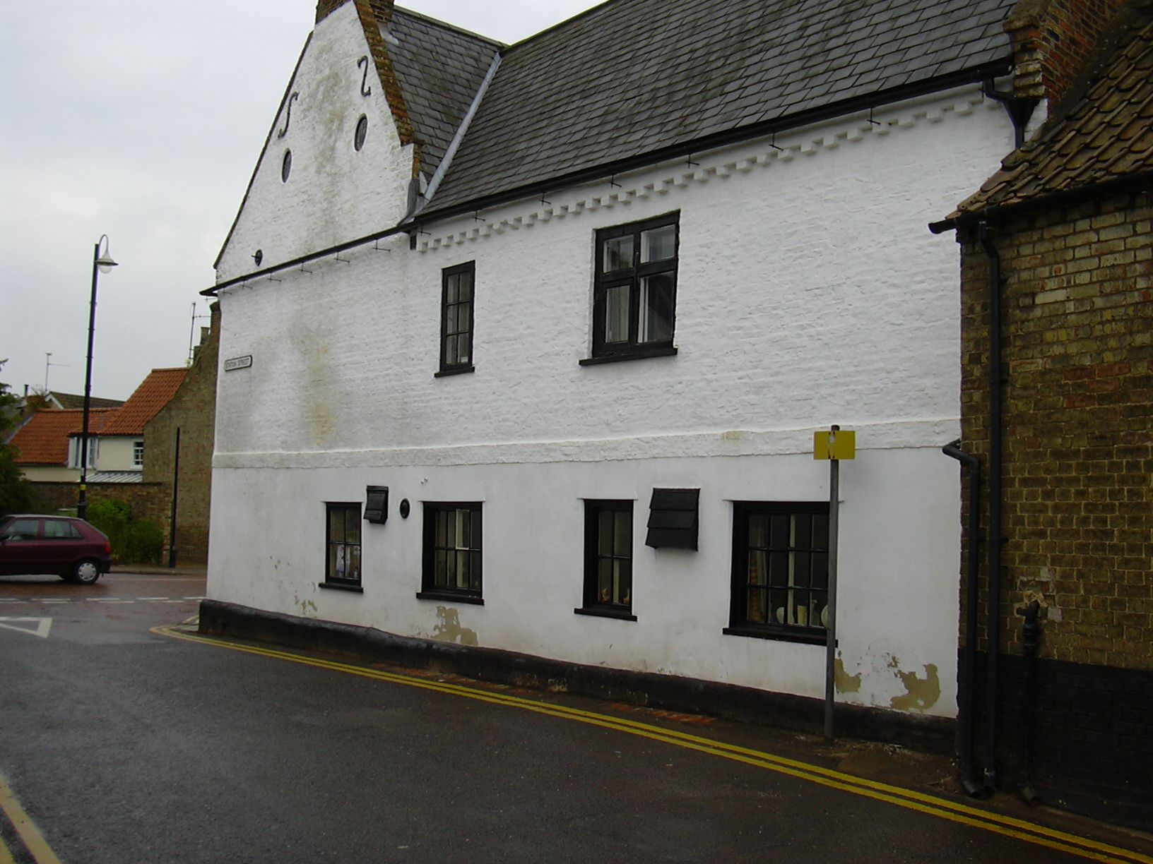 Cross Keys Hotel, Chatteris, 2003. (Pub). Published on 15-07-2012
