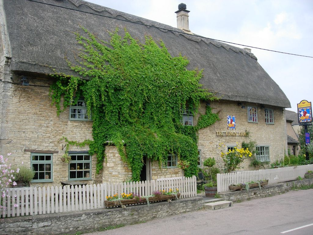 Kings Arms, Polebrook, 2009. (Pub, Key). Published on 15-07-2012