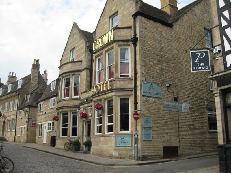 Crown Hotel, Stamford, 2010. (Pub, Key). Published on 15-07-2012
